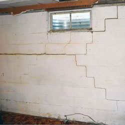 Bowing foundation walls in danger of failure in Weiser